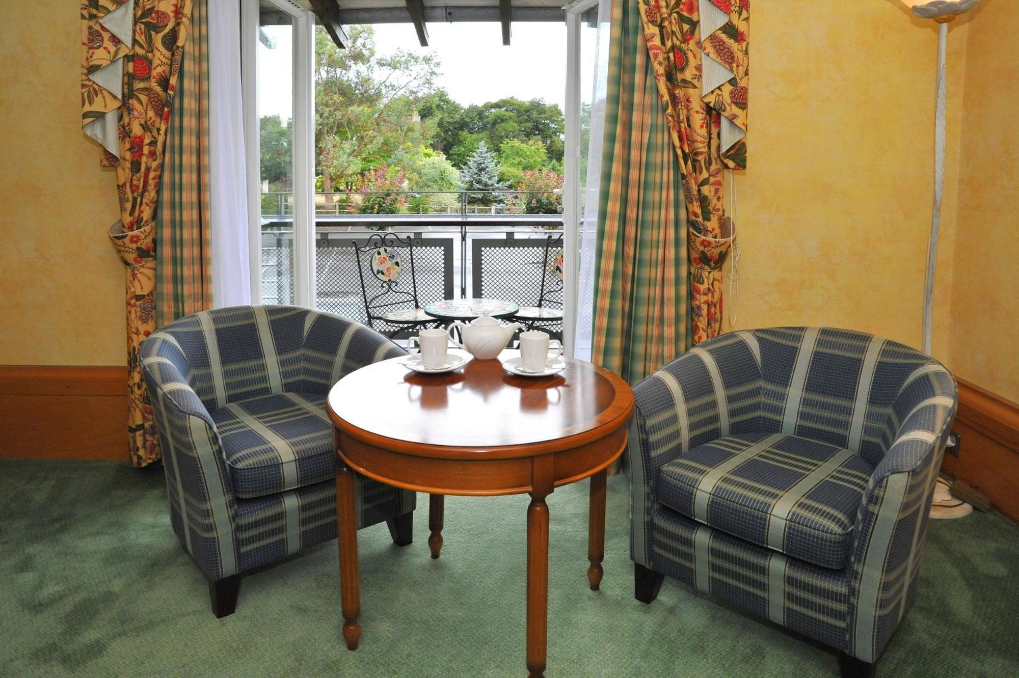Swindon Blunsdon House Hotel, BW Premier Collection 客房 照片